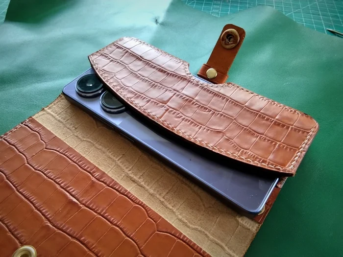 Phone case, pencil case or phone case - My, Case for phone, iPhone, Leather products, Natural leather, Workshop, Longpost, Needlework without process