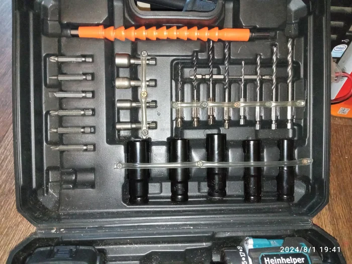 Bits in the case. Lifehack - My, Screwdriver, Bit, Case, Life hack, Useful, Idea