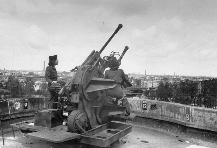 After the victory - Military equipment, Air defense, The photo, The Second World War, Old photo, Anti-aircraft gun, Women, Berlin, Germany, Military history, Historical photo