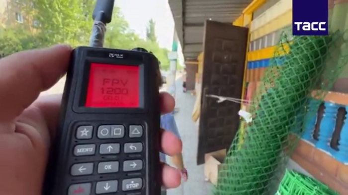 Появились кадры с атакованного ВСУ рынка на западе Донецка