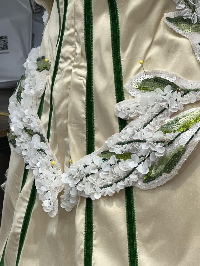   ,    (   ,  ), 3       .    . 