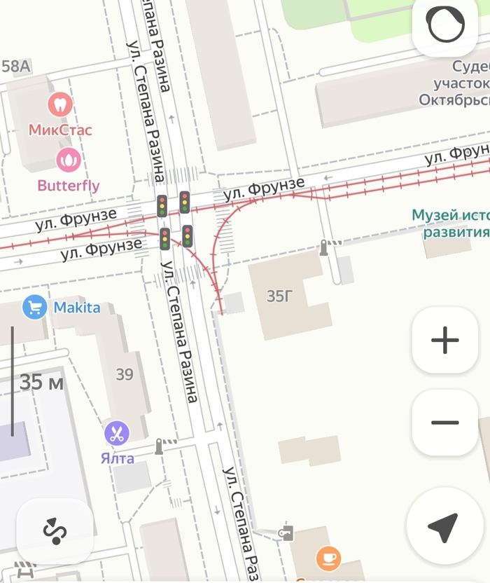 Екатеринбург.Поворот налево,с Фрунзе на Степана Разина,со стороны Чапаева