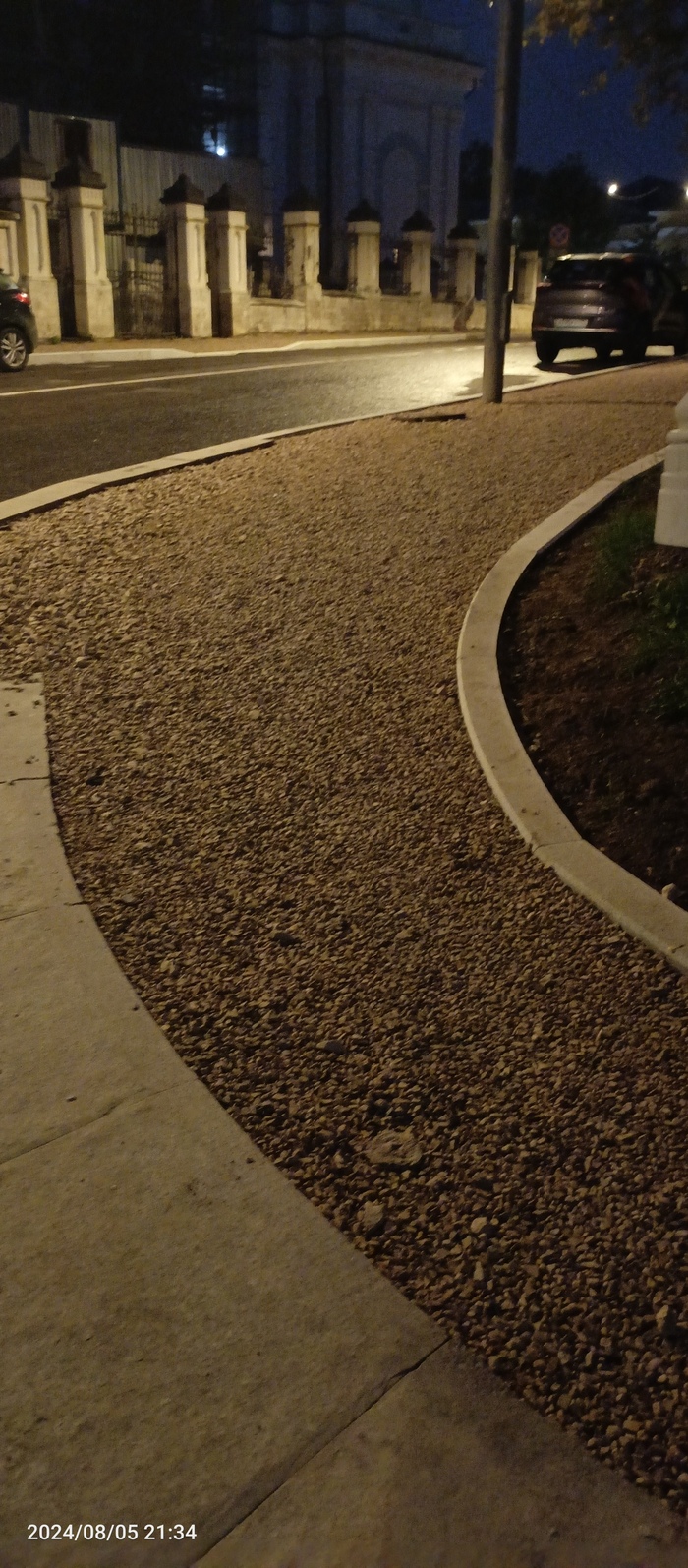 Продолжение поста «Московские власти переходят на 'гравийный тормоз': новая стратегия борьбы с электросамокатами»