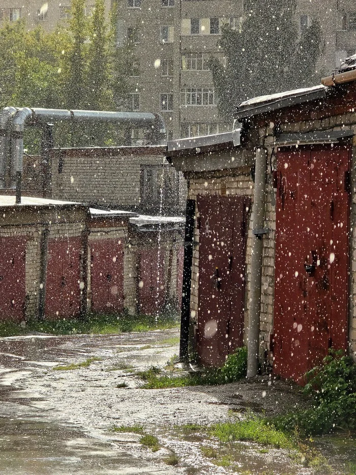 Дождь - Моё, Дождь, Гараж, Калуга, Мобильная фотография, Длиннопост