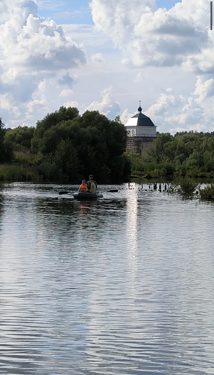 Blue sky, bright sun and silence To everyone who loves life - My, Temple, Pond, Nature, The photo