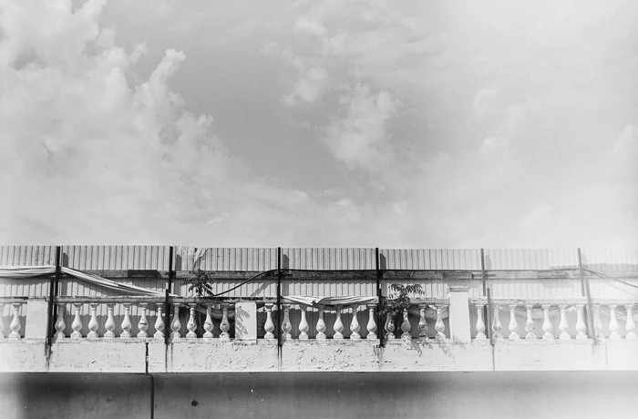 Squared fence - My, The photo, Black and white photo, Photographer, Black and White Film, Sky, Fence, Краснодарский Край