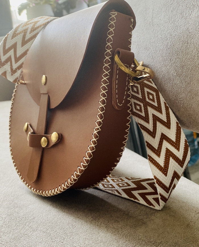   crossbody)  ,  , , ,   
