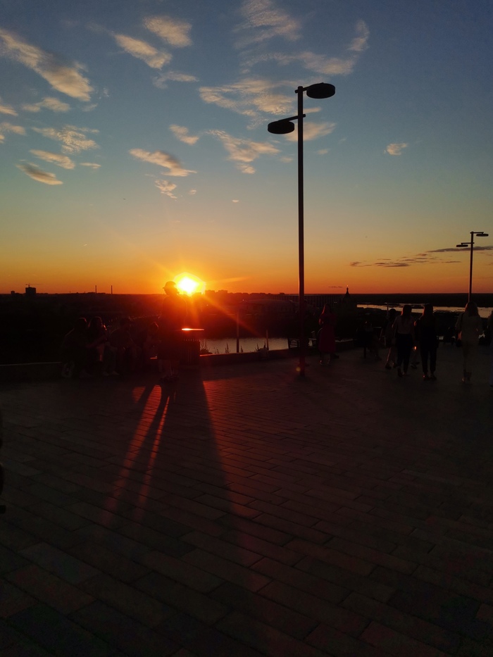 Ответ на пост «Раз уж начали меряться облаками и закатами»