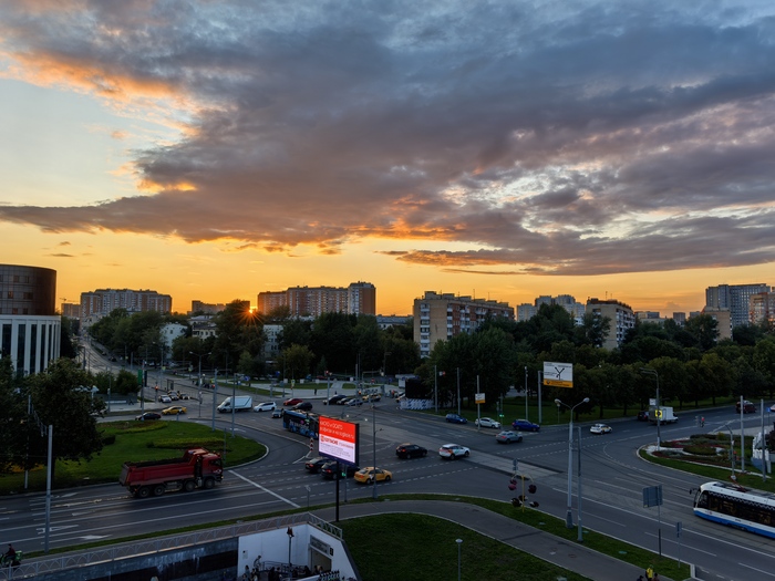 Ответ MistyGoodInsider в «Раз уж начали меряться облаками и закатами»