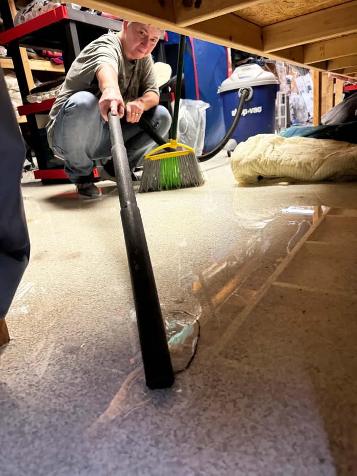 Ликвидация протечки в приюте