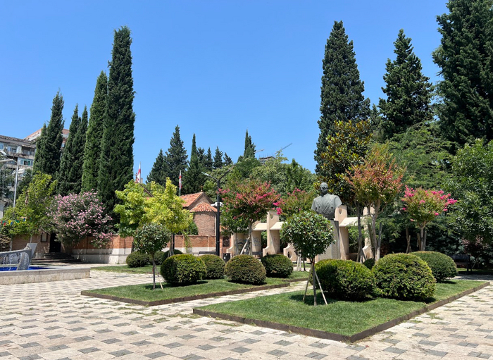 � ������� � ����� ������� �������� �����. 