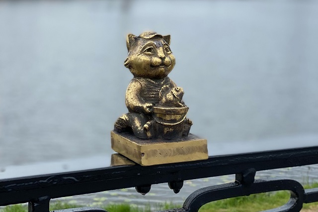 Yoshkina cat family - sights, Yoshkar-Ola, cat, Figurines, Monument, Cities of Russia, City walk, Longpost