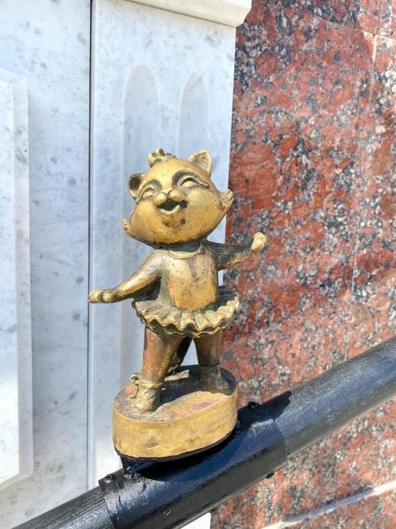 Yoshkina cat family - sights, Yoshkar-Ola, cat, Figurines, Monument, Cities of Russia, City walk, Longpost