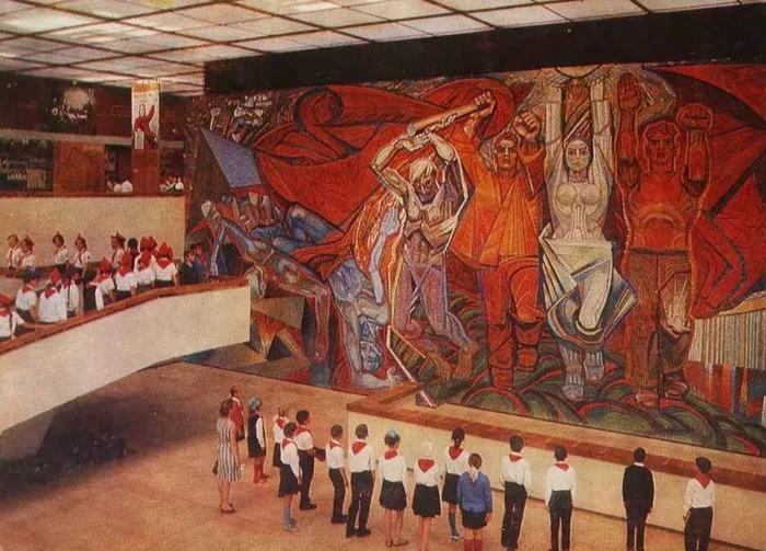 Museum Young Guard. Central Hall, panel Victory Banner, Voroshilovograd region, Krasnodon, 1971 - the USSR, Made in USSR, Childhood in the USSR, Retro, Telegram (link), Museum, Panel, Art, Krasnodon, 70th