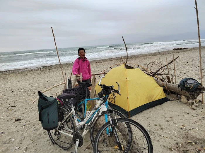 Caught a garfish off the wild beaches of Montpellier during a bike tour in the south of France - My, Camping, A bike, France, Longpost, Hike, Sargan, Fishing, Bike trip, Video, Youtube