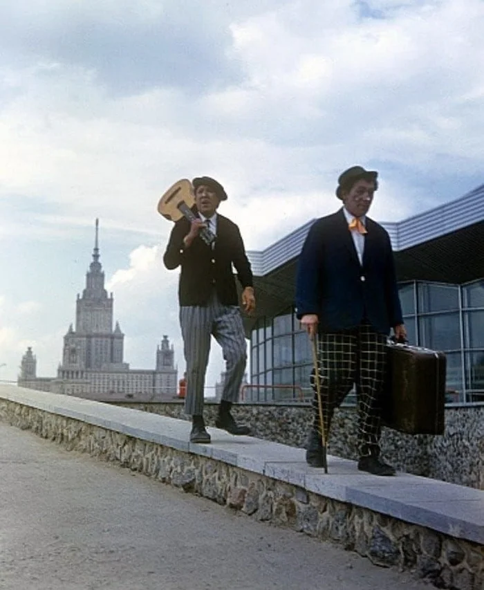 Nikulin and Shuidin. What a gorgeous photo! It contains everything: time, years, and life. - the USSR, The photo, Yury Nikulin, Mikhail Shuidin