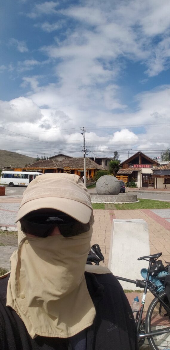 Solo cycling expedition across South America. Part 2 Ecuador. Chapter 41. Equator. Quito - My, Bike trip, Travels, A bike, Cyclist, Solo travel, Bike ride, South America, Ecuador, Quito, Road, The mountains, Andes, Longpost