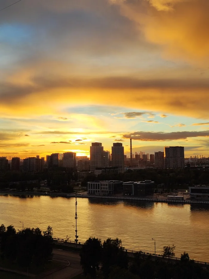 Beautiful - My, beauty, Nature, Moscow, Moscow River, Sunset, Landscape, The photo