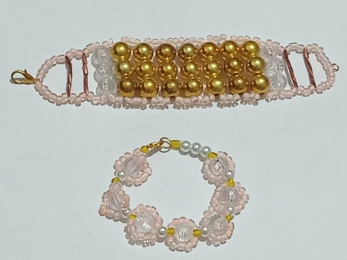 Браслет из золотых бусин - Моё, Браслет, Украшение, Бусы, Бисер, Творчество, Рукоделие без процесса