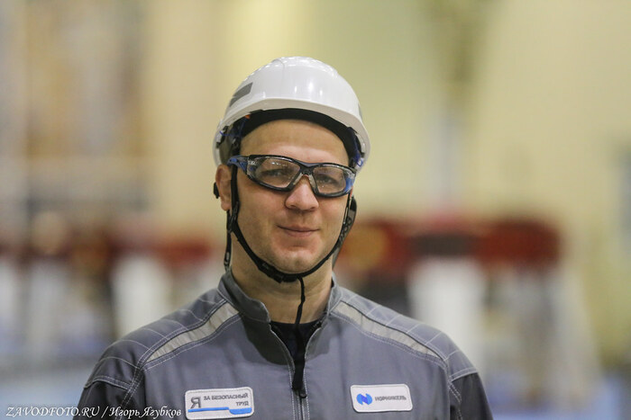 Из серии «Именно они делают Россию великой» - снято мной на Курейской ГЭС