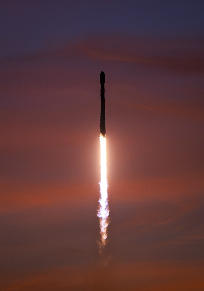       Falcon 9   , , ,  , Falcon 9, , SpaceX, , Telegram (), 