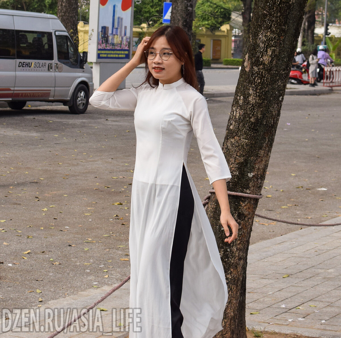 Девушка из Вьетнама на фотосессии