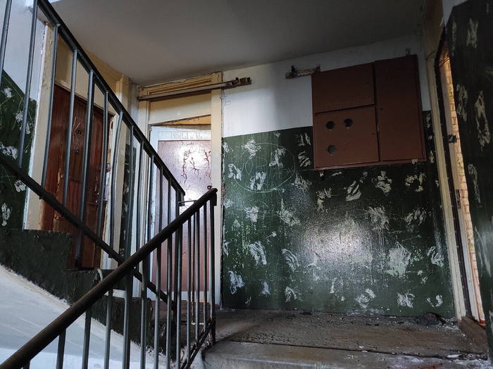 Посёлок-призрак Нял у железной дороги на крайнем севере. Пятиэтажка посреди гор и озёр заполярья Крайний север, Поселок, Заполярье, Железная дорога, Заброшенное, Яндекс Дзен, Длиннопост Посёлок-призрак Нял у железной дороги на крайнем севере. Пятиэтажка посреди гор и озёр заполярья Крайний север, Поселок, Заполярье, Железная дорога, Заброшенное, Яндекс Дзен, Длиннопост