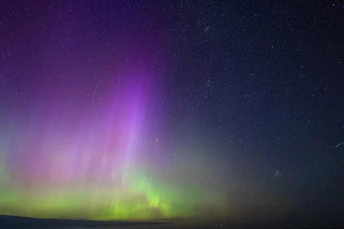 Colors spilled across the sky - My, Night, Nature, The photo, Canon, Astrophoto, Night shooting, Polar Lights, Geomagnetic storm, Perseids, Omsk, Russia, The nature of Russia, Abnormal weather, Beautiful view, beauty, Meteorite, Stars, Starry sky, Milky Way, Astronomy