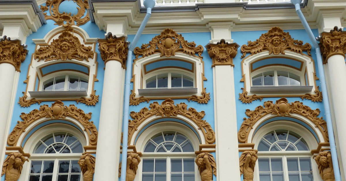 Киворий бернини. Барокко петра. Италии сицилия ното. Барокко петра. Петергоф дворец фасад.