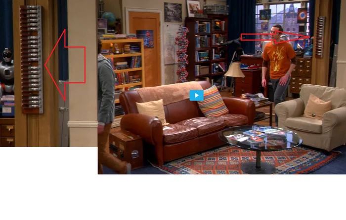 Strange thing on the wall in the TV series The Big Bang Theory. What is it? - Question, Ask Peekaboo, Serials, Foreign serials, Sitcom, Теория большого взрыва, Curiosity, What's this?