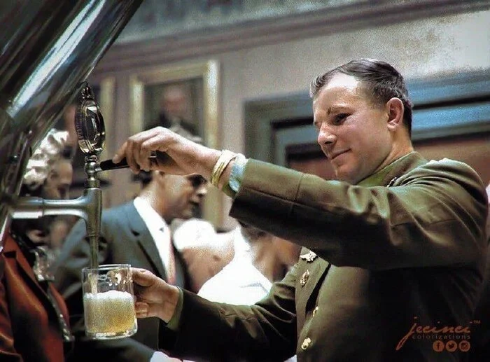 Yuri Gagarin at the Carlsberg plant - Yuri Gagarin, Denmark, Beer