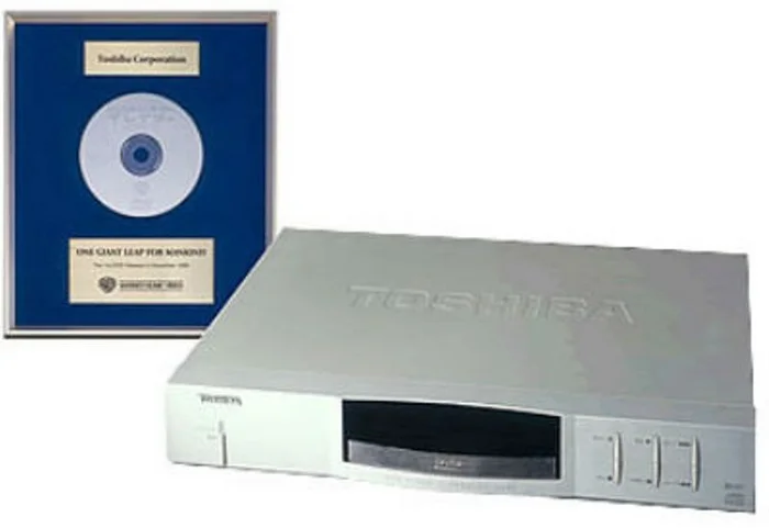 2000: Blue laserdisc prototype for high-definition video storage - IT, Technologies, Innovations, Inventions, Sony, Toshiba, Blue Ray, Longpost, Blu-Ray