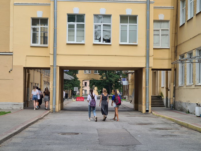 Тоже поликлиника.