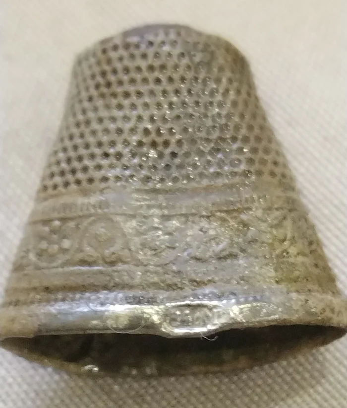 Another house to be demolished - My, 19th century, Find, Metal detector, Blagoveshchensk, Amur region, Search, Treasure hunt, Silver, Japan, Glass, Russia, Coin, Российская империя, Tsar, Video, Vertical video, Longpost, Series Untitled