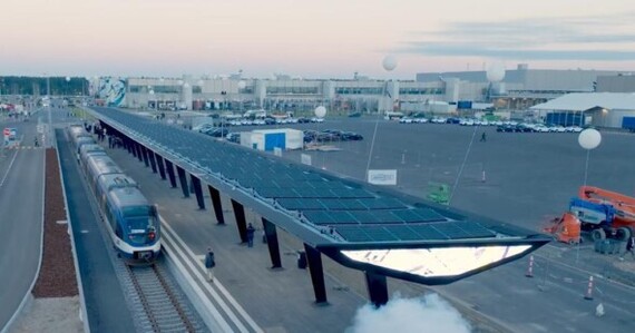 Tesla's all-electric Giga Train makes its maiden voyage - Tesla, Gigafactory, Train, Germany, Battery, Elon Musk, Video, Youtube