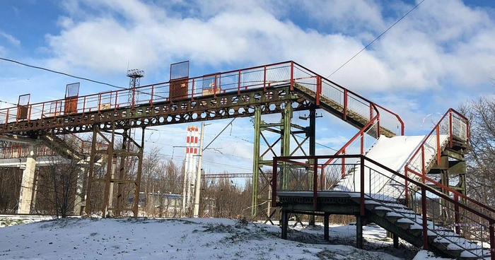 Устроил чудную вечеринку друзьям на свой ДР