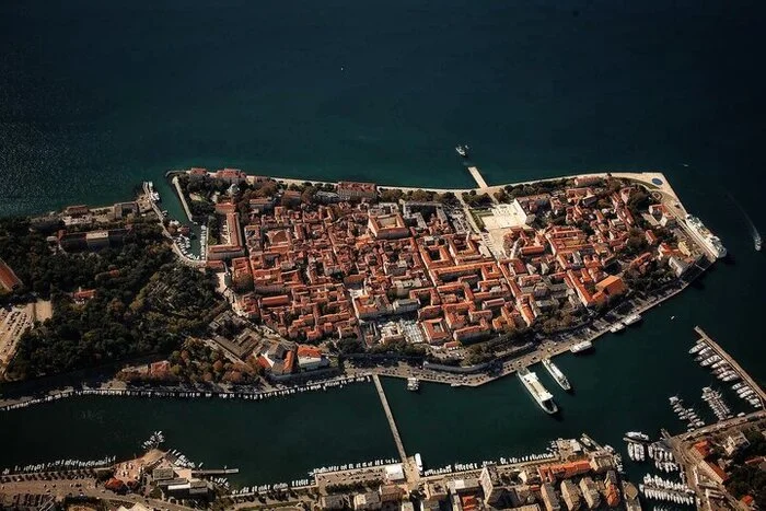 Fourth Crusade: Capture of Zadar - Crusaders vs. Crusaders - Informative, Middle Ages, History (science), Military history, Past, Crusaders, Crusade, Facts, Venice, Italy, Croatia, Longpost, War, Series Crusades