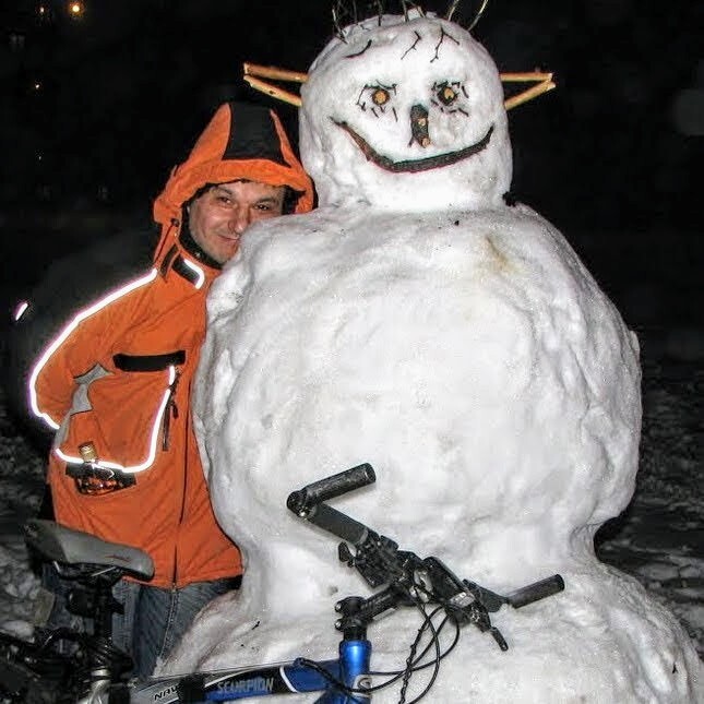 When you and your buddy are on the same wavelength - My, Winter, A bike, snowman, Humor, Friend