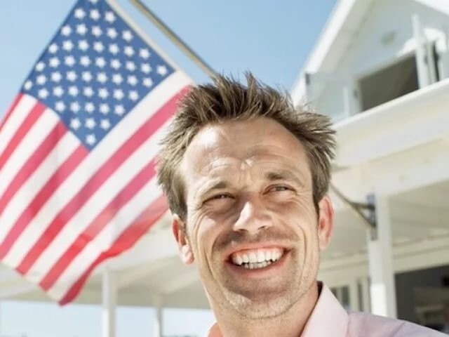 Smiling Americans - Humor, Images, The americans, Smile, Expectation and reality, Hardened, Video, Vertical video