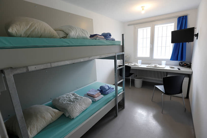 : Denis Balibouse / Reuters