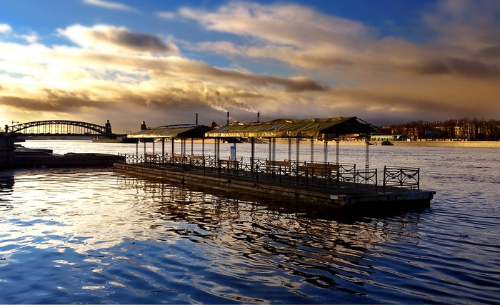 Золото Невы