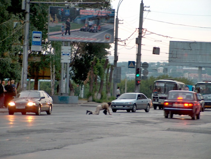 �������