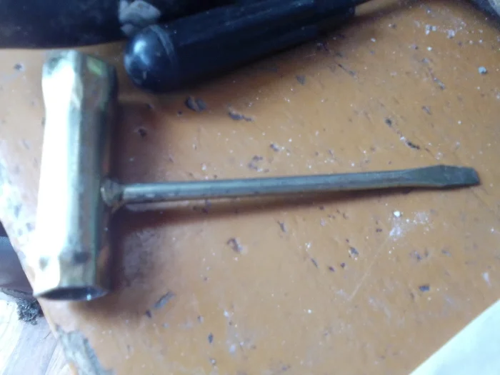Hurray!!! It's working! - My, Repair of equipment, Refrigerator, Breaking, Need help with repair, With your own hands, Summer residents, Repair shop, Refrigerator repair, Longpost, Needlework with process