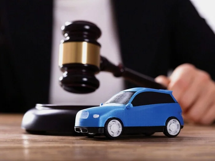 The husband took the car for himself after the divorce, and even demanded that his wife pay half of the loan for it. What did the court decide? - My, Court, Right, Law, Marriage, Divorce (dissolution of marriage), Auto, Duty, Credit, Property division