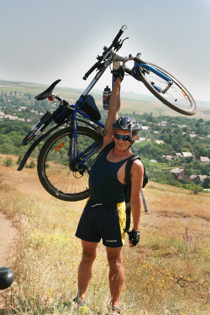 Тем более, больше люблю велосипед (шутка, её конечно!).