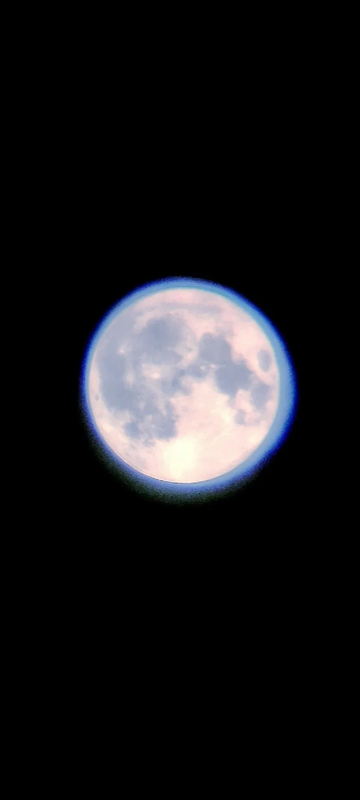 Blue supermoon My photos and videos - My, Super moon, moon, Astrophoto, Planet, Sky, Night shooting, Astronomy, Starry sky, Blue Moon, Video, Vertical video, Longpost