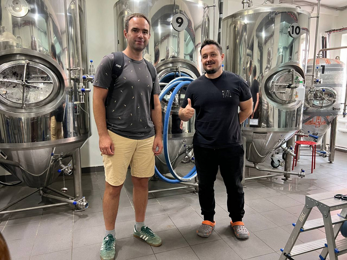 � �����, ������� - ������.