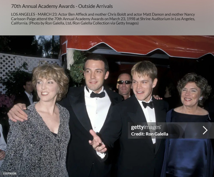 ����: �������� �������� ����� <!--noindex--><a href="https://pikabu.ru/story/pravda_li_chto_na_foto_pokazano_kak_ben_afflek_i_myett_dyeymon_zvonyat_svoim_mamam_posle_polucheniya_premii_oskar_11728858?u=http%3A%2F%2Fgettyimages.com&t=gettyimages.com&h=bf77d84db90e02f0ba979edad1207d2e340ec08b" title="http://gettyimages.com" target="_blank" rel="nofollow noopener">gettyimages.com</a><!--/noindex-->