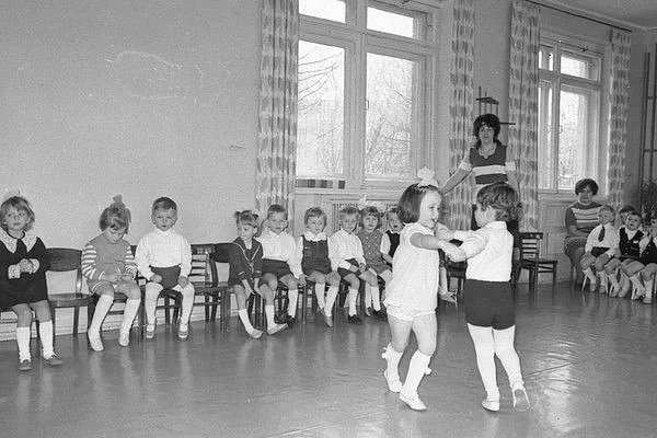 Dance at a children's party - Dancing, Matinee, Children, Kindergarten, Nostalgia, Past, Memories, Telegram (link), Black and white photo