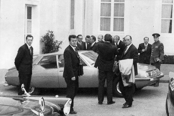 Купе Citroen SM — очередной подарок советскому лидеру